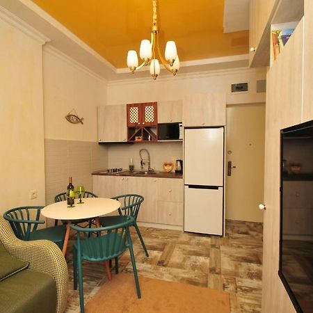 Apartments With A View Of The Trinity Holy Batumi Esterno foto