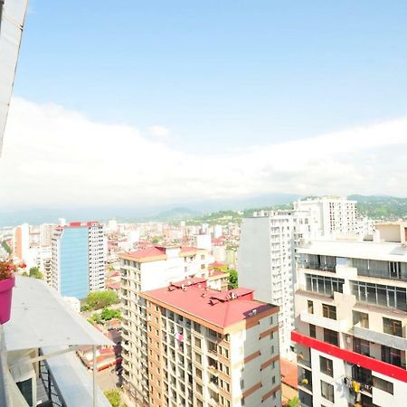 Apartments With A View Of The Trinity Holy Batumi Esterno foto