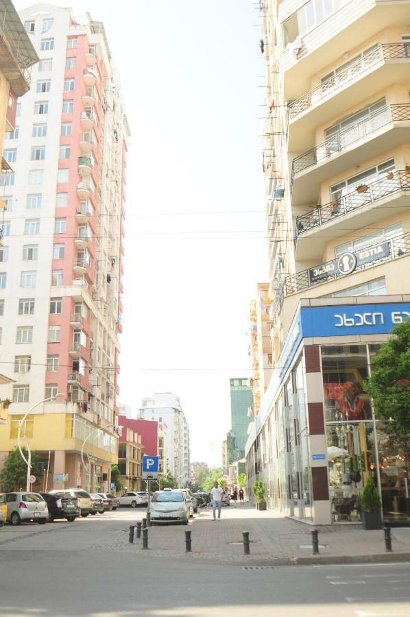 Apartments With A View Of The Trinity Holy Batumi Esterno foto