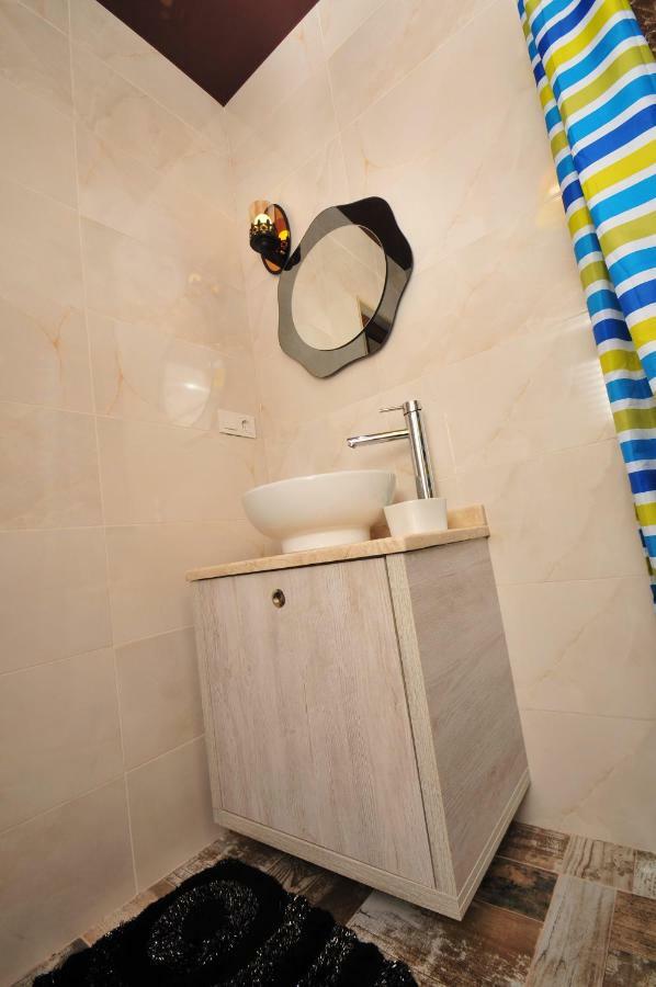 Apartments With A View Of The Trinity Holy Batumi Esterno foto