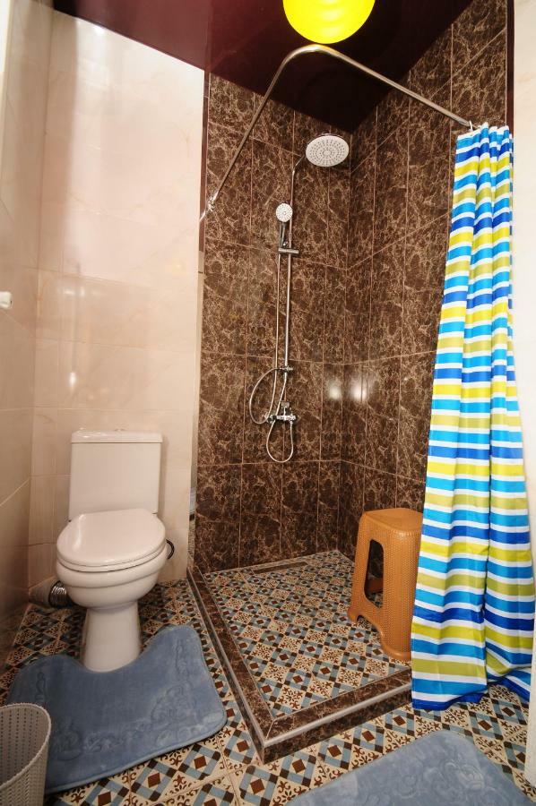 Apartments With A View Of The Trinity Holy Batumi Esterno foto